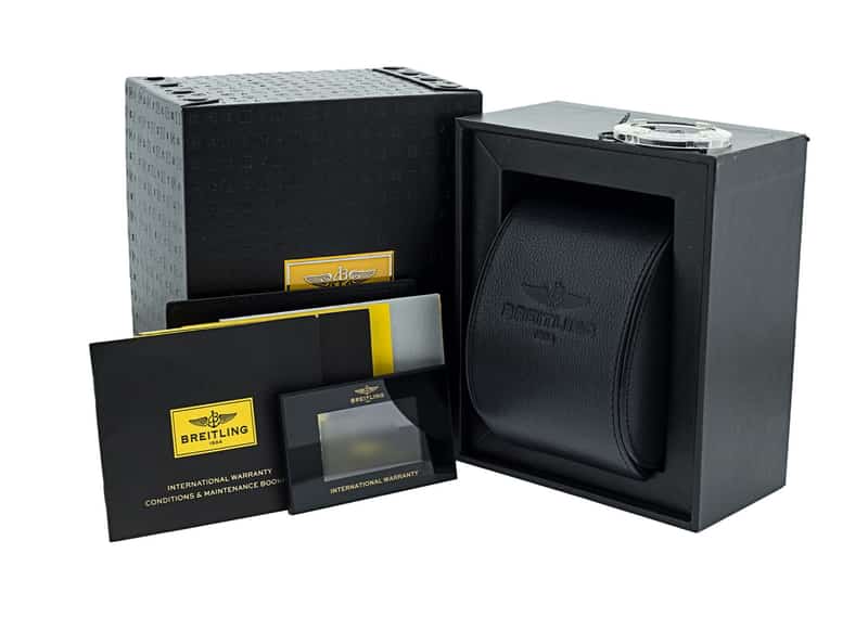 Breitling Super Avenger II A13371